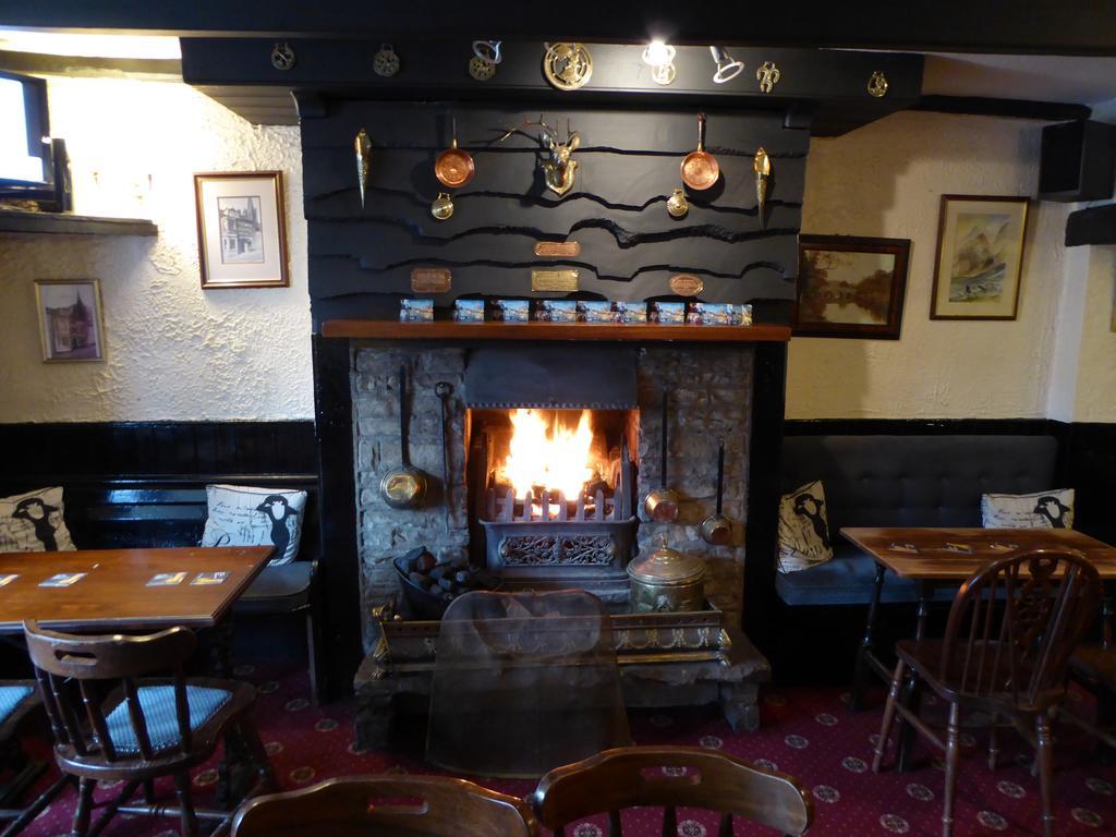 The Angel Inn Олстон Екстер'єр фото