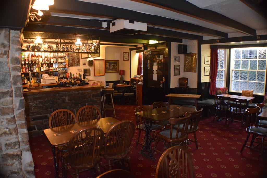 The Angel Inn Олстон Екстер'єр фото