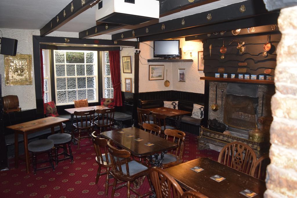 The Angel Inn Олстон Екстер'єр фото