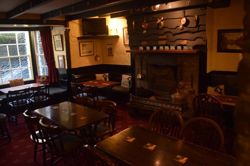 The Angel Inn Олстон Екстер'єр фото